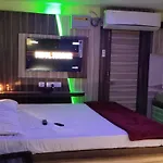 Ln Beach Homestay