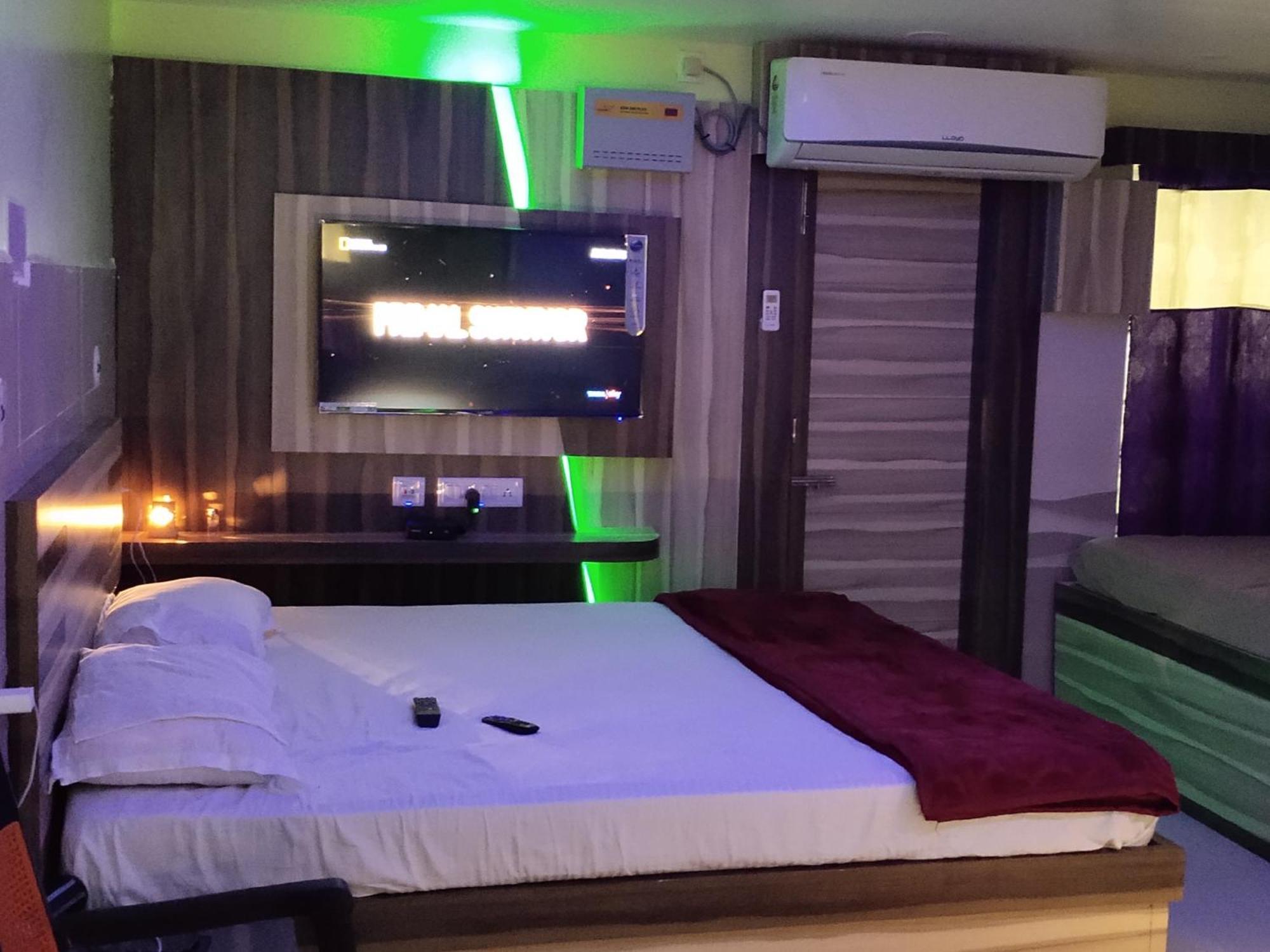 Ln Apartment Puri